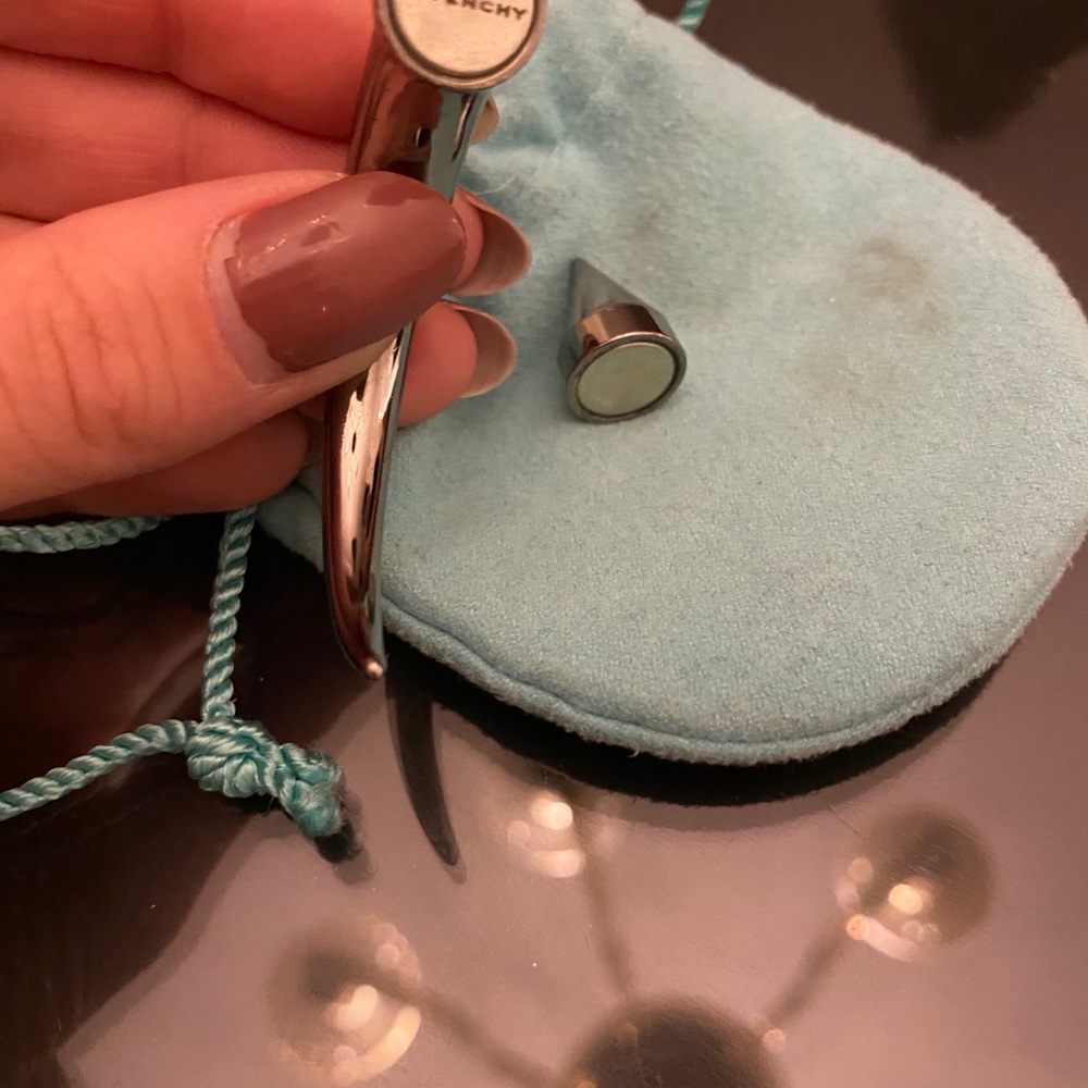 Givenchy Earring - Picture 2 of 2